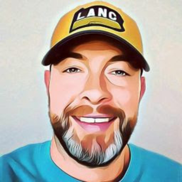 Profile Picture of Tom Walker (@tomwalker1029) on Poshmark
