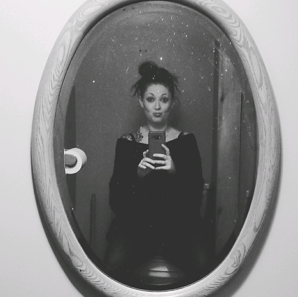 Jenna Vanduyne - Poshmark Profile Picture of Jenna Vanduyne (@yennascloset) on Poshmark