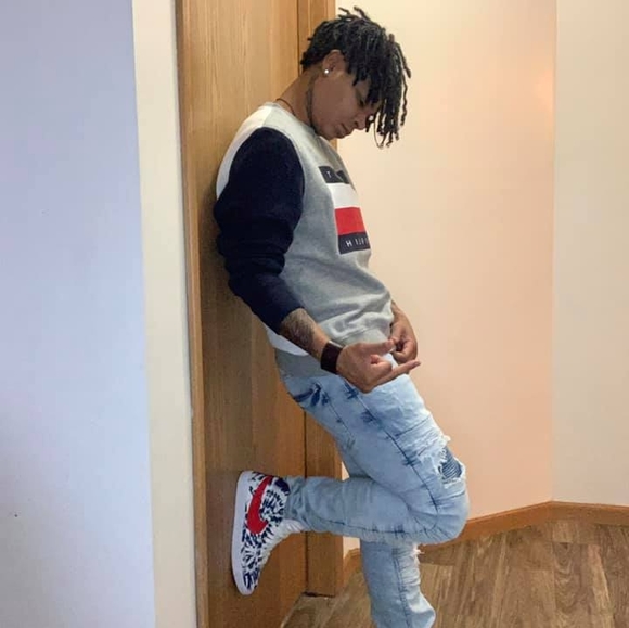 Ladawn Darity - Poshmark Profile Picture of Ladawn Darity (@ladawndarity) on Poshmark