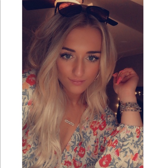 Profile Picture of Emily Gartrell (@emilygartrell) on Poshmark