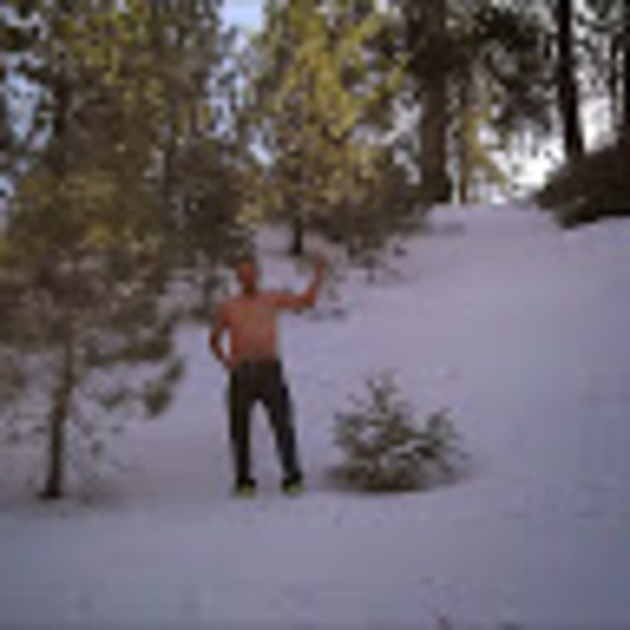 Profile Picture of Hugo Baez (@hugobaezpiri) on Poshmark