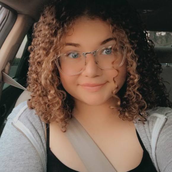 Profile Picture of Joslyn Mikeworth (@joslynmikeworth) on Poshmark