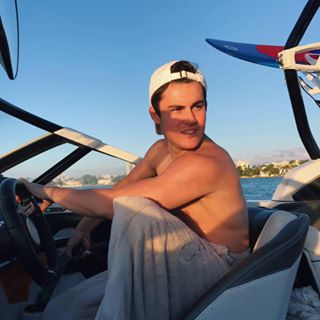 Profile Picture of Andrew Swerdlow (@Andrew-Swerdlow) on Facebook