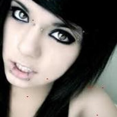 Profile Picture of Paula Krueger (@TafaNufu) on Twitter