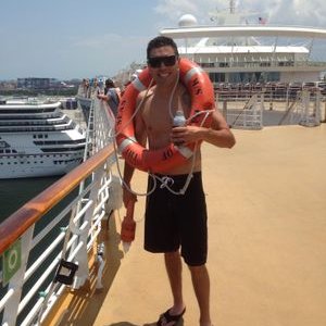 Profile Picture of Daniel Apolinar (@d_apolinar1) on Twitter