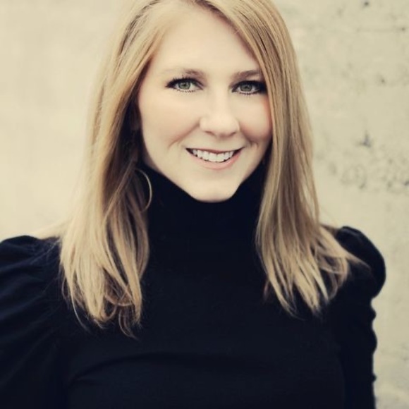 Profile Picture of Brandy Eason-herschbach (@brandyherschbac) on Poshmark