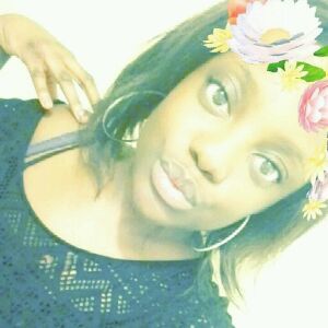Profile Picture of anais_tsh (@la__congolaise12) on Tiktok