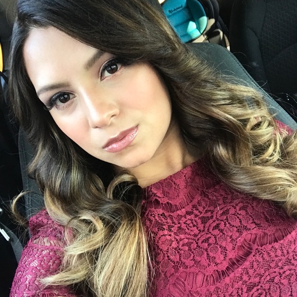 Profile Picture of Maria Cueva (@lupitazuno12) on Poshmark