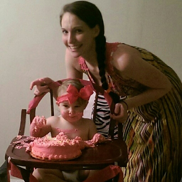 Audrey Elsberry - Poshmark Profile Picture of Audrey Elsberry (@audrey_leigh_07) on Poshmark