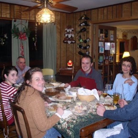 Profile Picture of Glenn Enos (@glennenos) on Poshmark