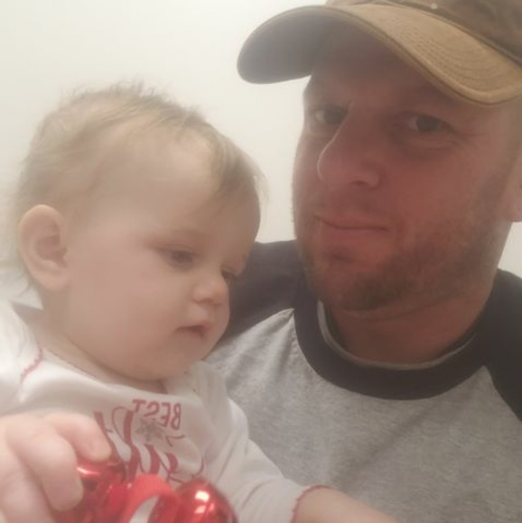 Matt Robbins - Poshmark Profile Picture of Matt Robbins (@ptwnmtynow) on Poshmark