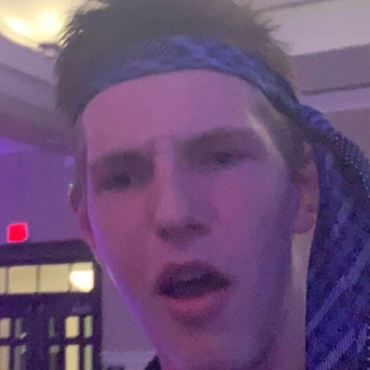 Profile Picture of stevenstoumbos (@stevenstoumbos6) on Tiktok