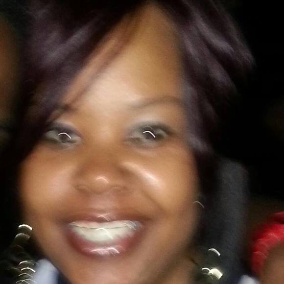 Profile Picture of Latronia Gip (@tronia0302) on Poshmark