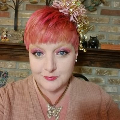 Profile Picture of Pamela Jean Leggett (@Buffybellesmom) on Twitter