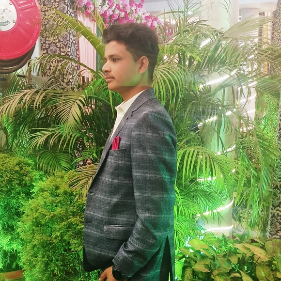 Profile Picture of Rashid Ansari (@rashid_ansari) on Poshmark