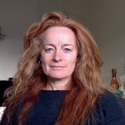 Profile Picture of Catherine McGee (@cmcgeemail) on Twitter