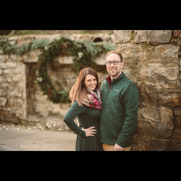 Profile Picture of Sam Watters (@samhumphrey911) on Poshmark