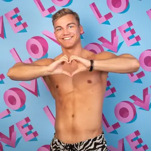 Profile Picture of jendrik_loveisland2022 (@jendrikbuescher) on Tiktok