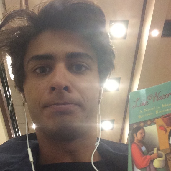 Profile Picture of Filippo Viscomi (@filo789) on Poshmark