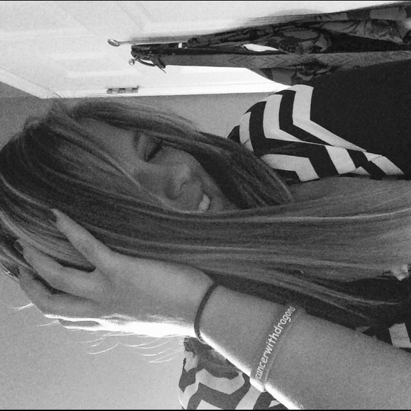 Profile Picture of Kelsie Heydorn (@kelsielynn11) on Poshmark