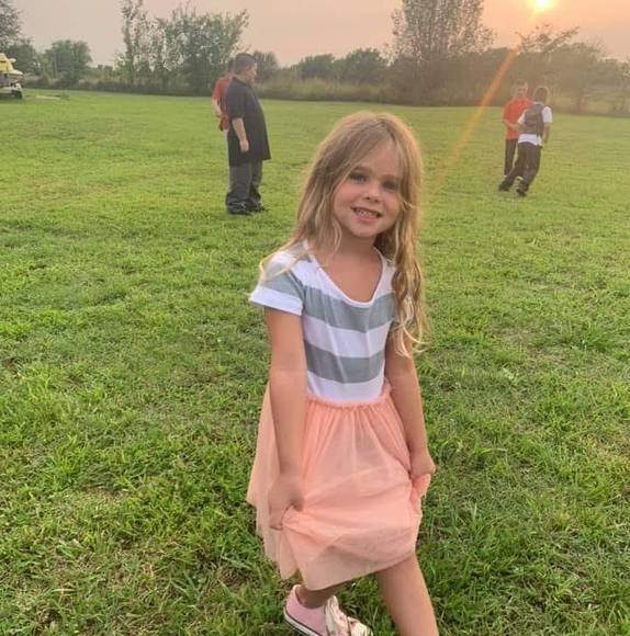 Profile Picture of Danielle Collier (@daniellecoll273) on Poshmark