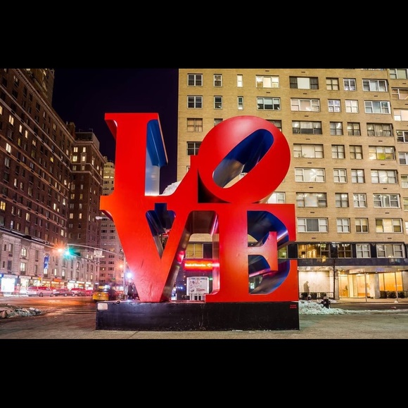 Profile Picture of Lamia Reghis (@lamia_reghis) on Poshmark