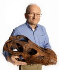 Profile Picture of Hans-Dieter Sueson Wikipedia
