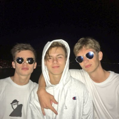 Profile Picture of Mick Strautmann (@Mick_Leonard_) on Twitter