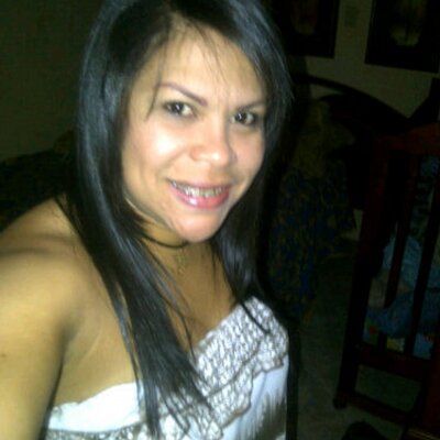 Profile Picture of Alejandra Carrera (@Aljacb) on Twitter