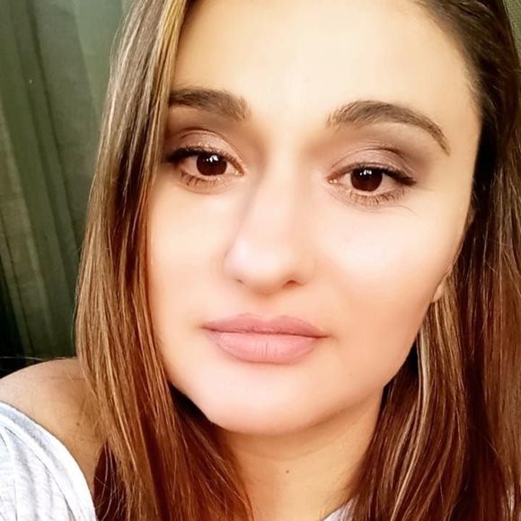 Profile Picture of Daniela Vasileva (@danistole) on Poshmark