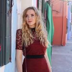 Profile Picture of Julia 📍 London (@julia_streetstyle_blog) on Instagram