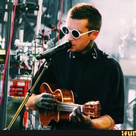 Profile Picture of Lucy Forde (@lucilleforde) on Pinterest