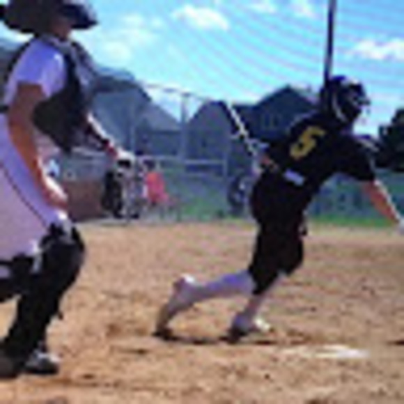 Profile Picture of Hattie Mathre (@hmathr92) on Poshmark