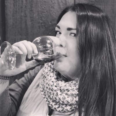 Profile Picture of Maddie Hanson (@MaddieLynn18) on Twitter