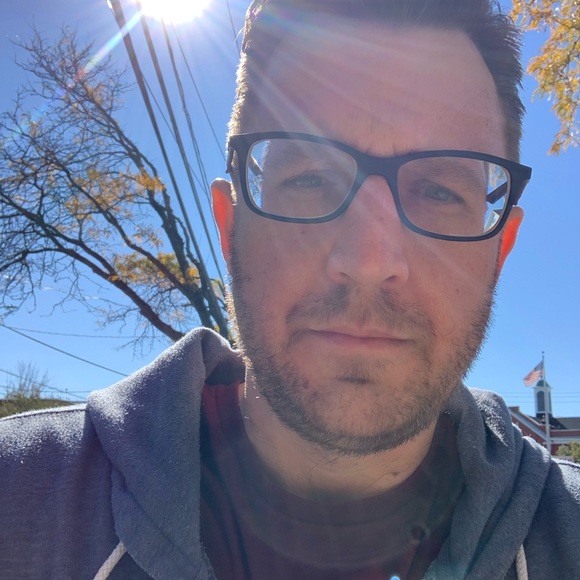 Profile Picture of Dan Pflug (@bermudascuba) on Poshmark