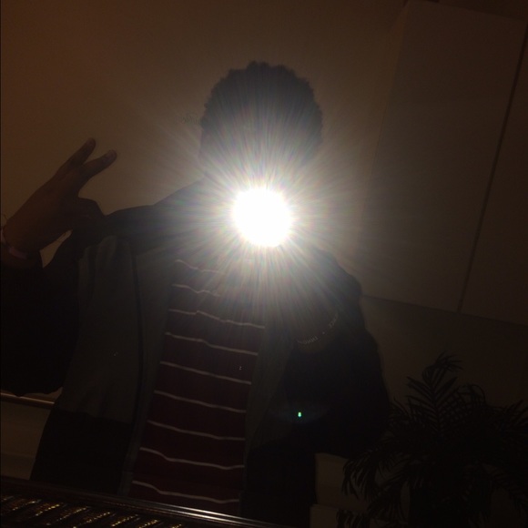 Profile Picture of Darius Fields (@kvd_d) on Poshmark