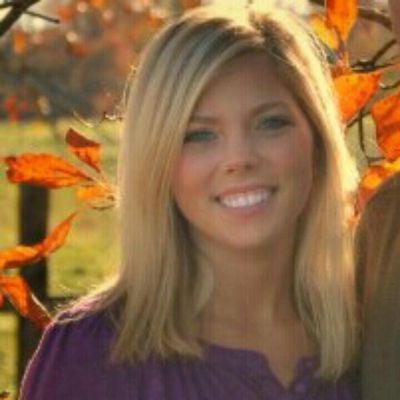 Profile Picture of Amanda Manis (@amandagail1023) on Twitter