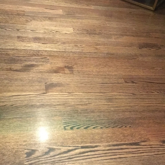 Profile Picture of Ginny Weitner (@ginw215) on Poshmark