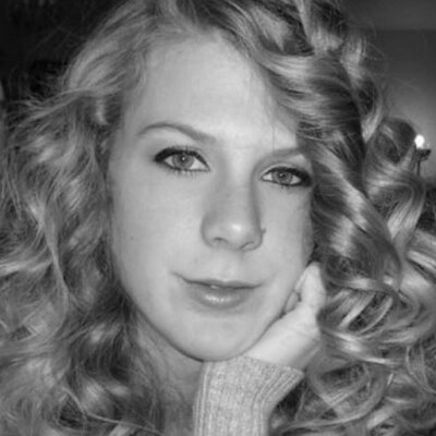 Profile Picture of Mandy Schmit (@SchmitMandy) on Twitter
