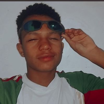 Profile Picture of Menor Doideira (@FbioRichard4) on Twitter