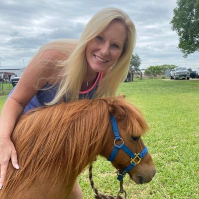 Profile Picture of Lara Fuller (@Lara_Fuller8) on Twitter