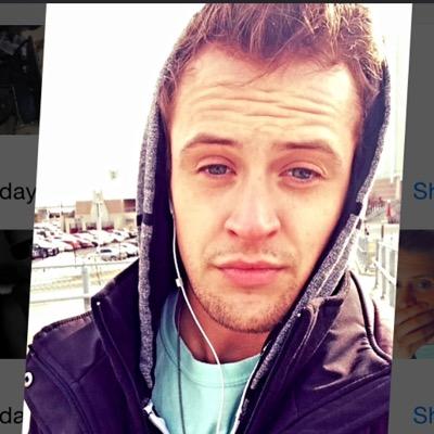 Profile Picture of Tyler (@lear_ty) on Twitter