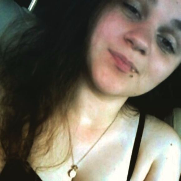 Profile Picture of Raven Rusconi (@rusconirigitoni) on Poshmark