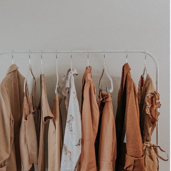 Profile Picture of Sienna Glicksman (@sienna_jewel382) on Poshmark