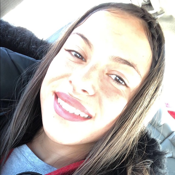 Profile Picture of Rachel Hidalgo (@rachelhidalgo) on Poshmark