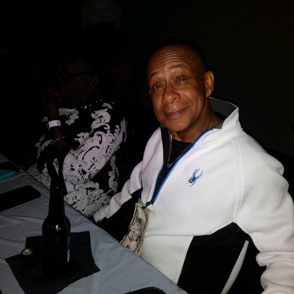 Profile Picture of Gilbert Davis (@mgergil) on Poshmark