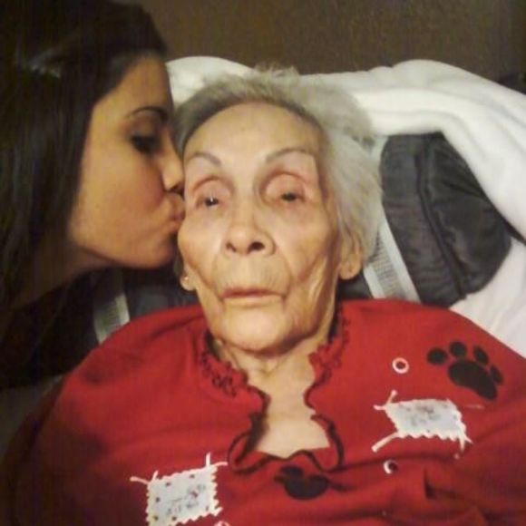 Profile Picture of Noelle Winter (@noelle_winter) on Poshmark