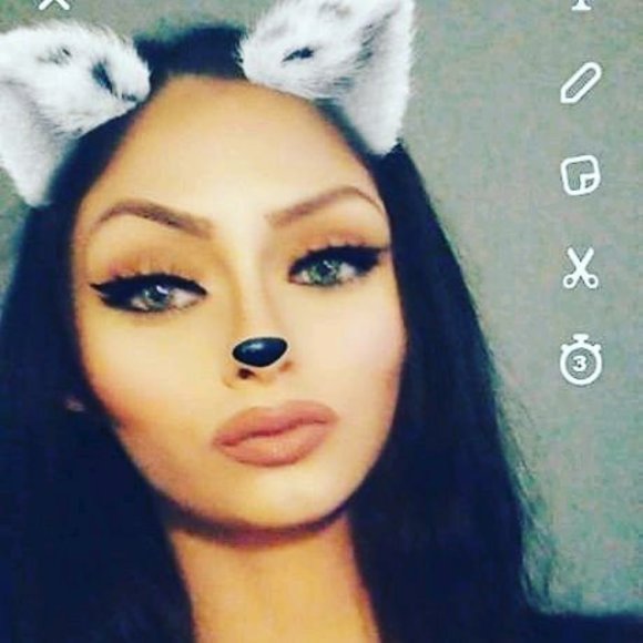 Profile Picture of Brenda Kneipp (@brendakneipp) on Poshmark