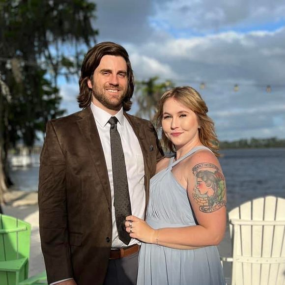 Profile Picture of Dot Frailey (@djfrails) on Poshmark