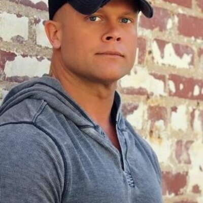 Profile Picture of Perry Windsor (@PerryWindsor) on Twitter